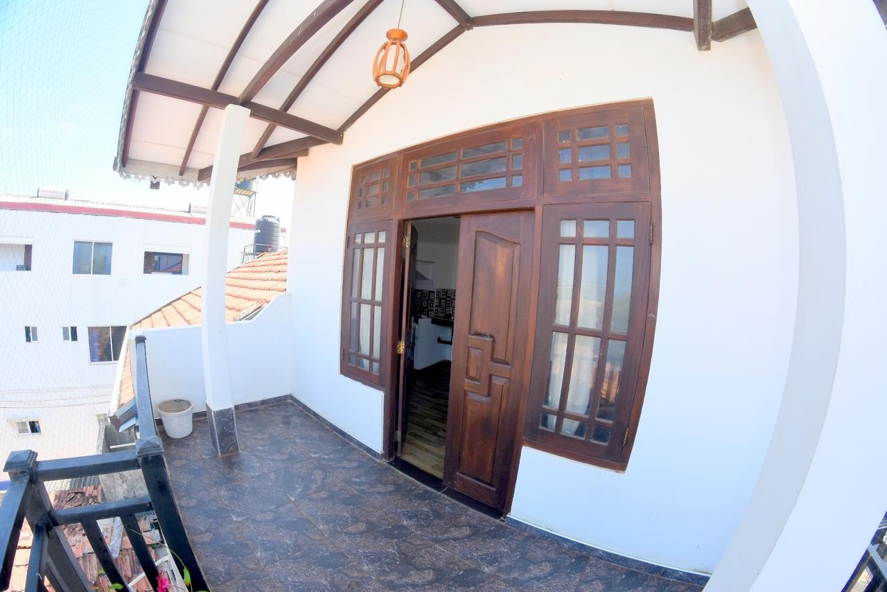 Bluray Beach Apartamento Negombo Exterior foto