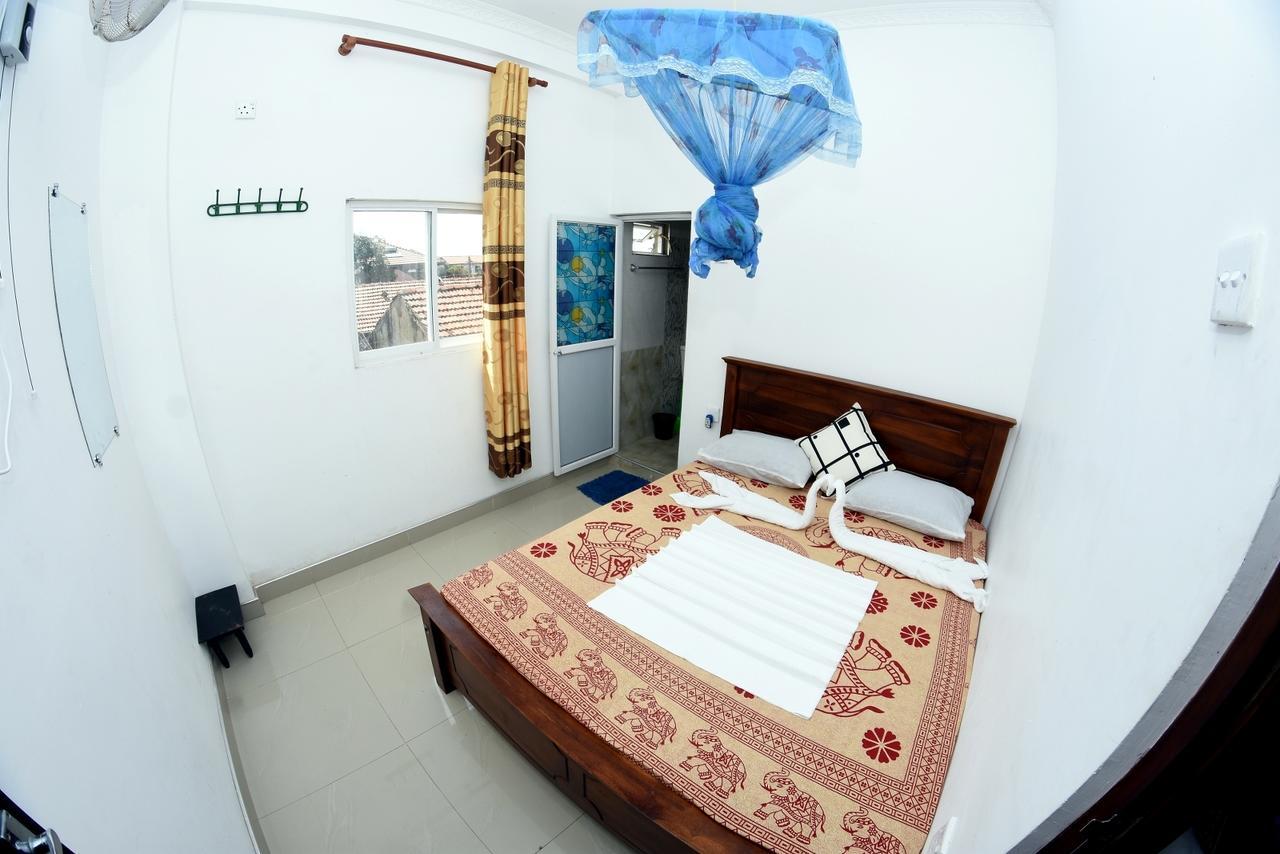 Bluray Beach Apartamento Negombo Exterior foto